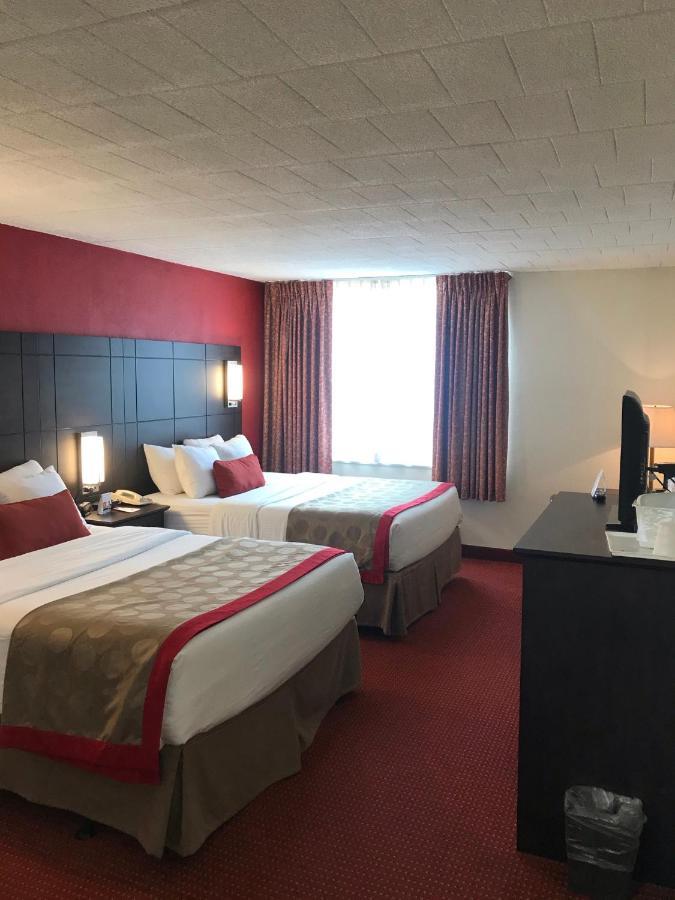 Ramada By Wyndham Ligonier Hotel Exterior photo
