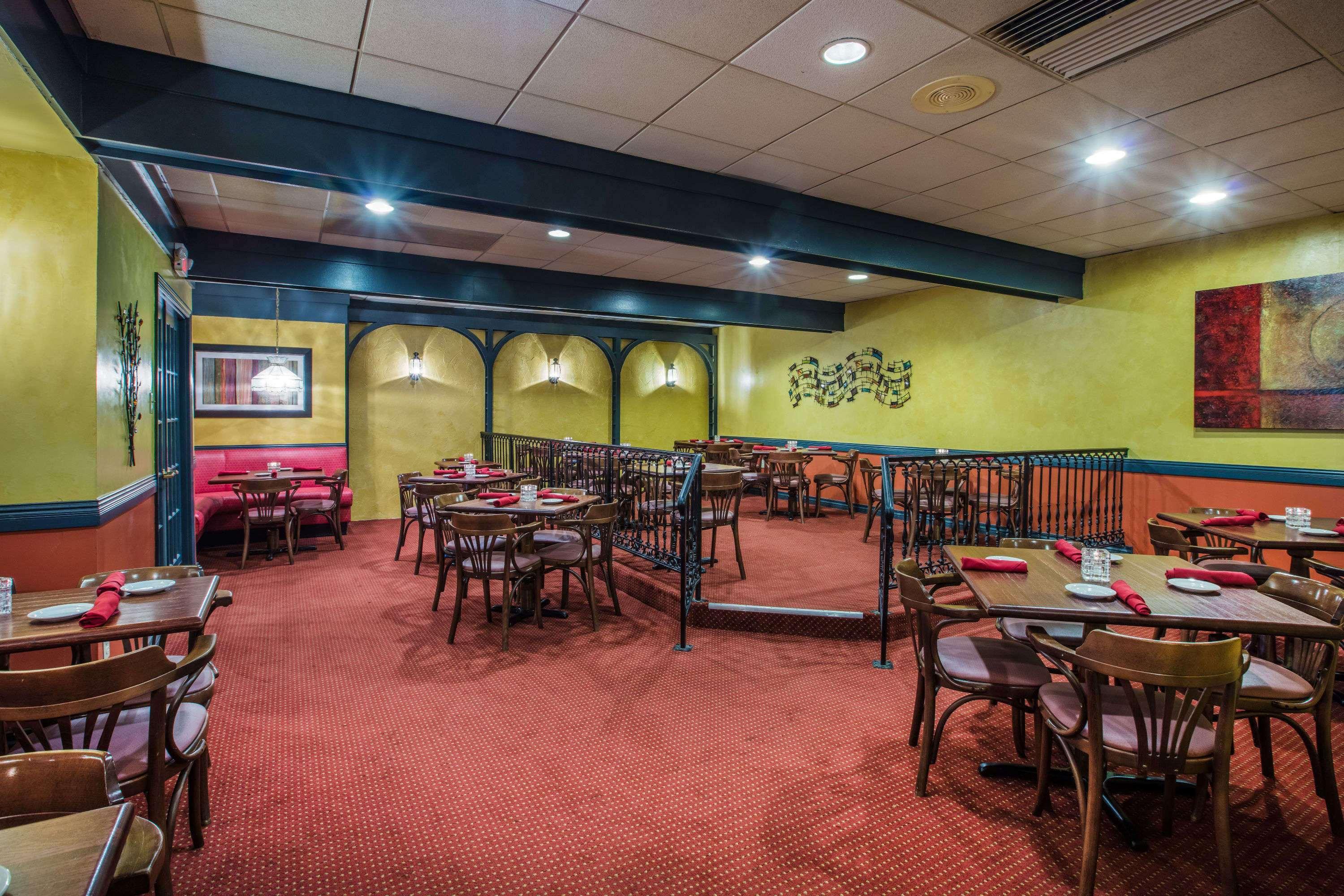 Ramada By Wyndham Ligonier Hotel Exterior photo
